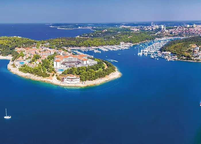 Amazing Apartment In Pula With Wifi Apartment *