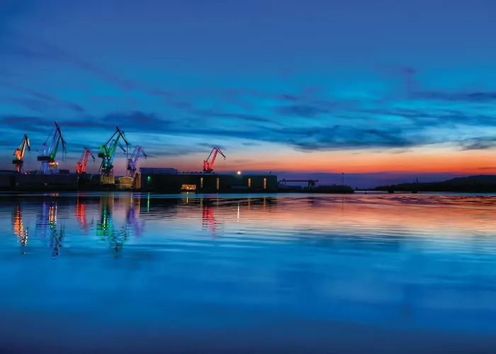 Amazing In With Wifi Appartement Pula