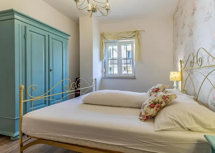 Appartement Amazing In With Wifi Pula